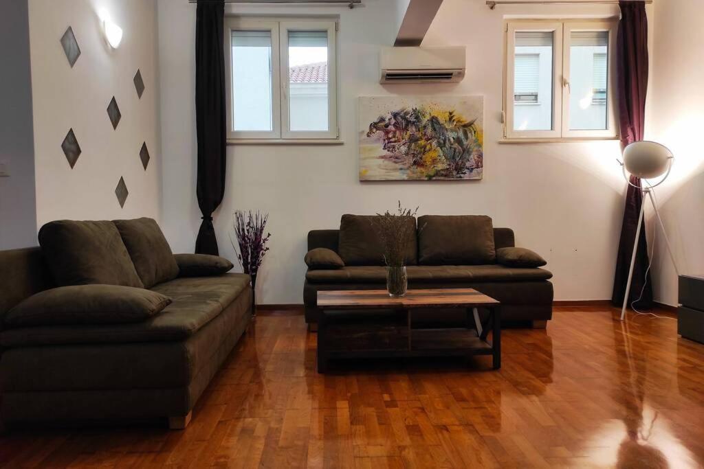 Spacious Apartment Near City Center And The Beach Split Exteriör bild